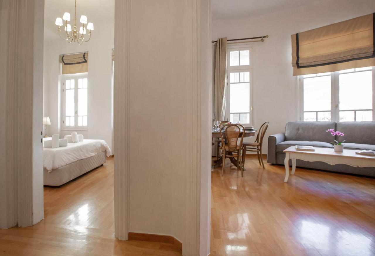 Neoclassical Apartment Close To Syntagma-Plaka By Ghh เอเธนส์ ภายนอก รูปภาพ