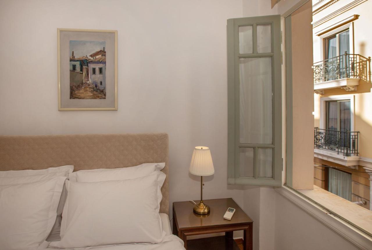 Neoclassical Apartment Close To Syntagma-Plaka By Ghh เอเธนส์ ภายนอก รูปภาพ